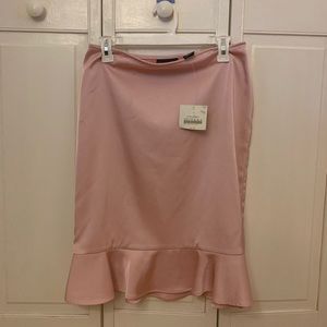Pink satin-like midi skirt with ruffle